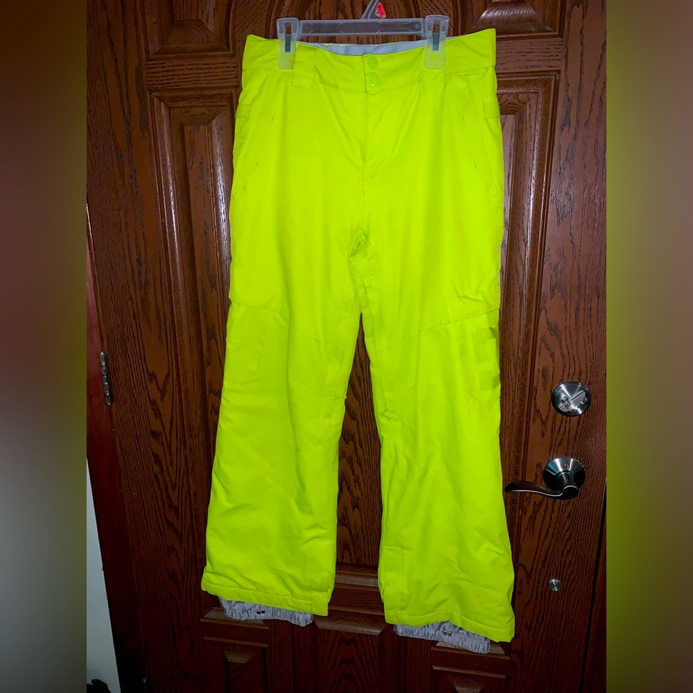 Snowboard pants